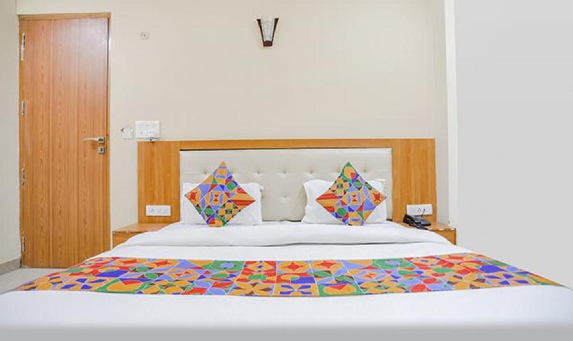 Fabhotel Royal Stay I Greater Noida Exterior photo