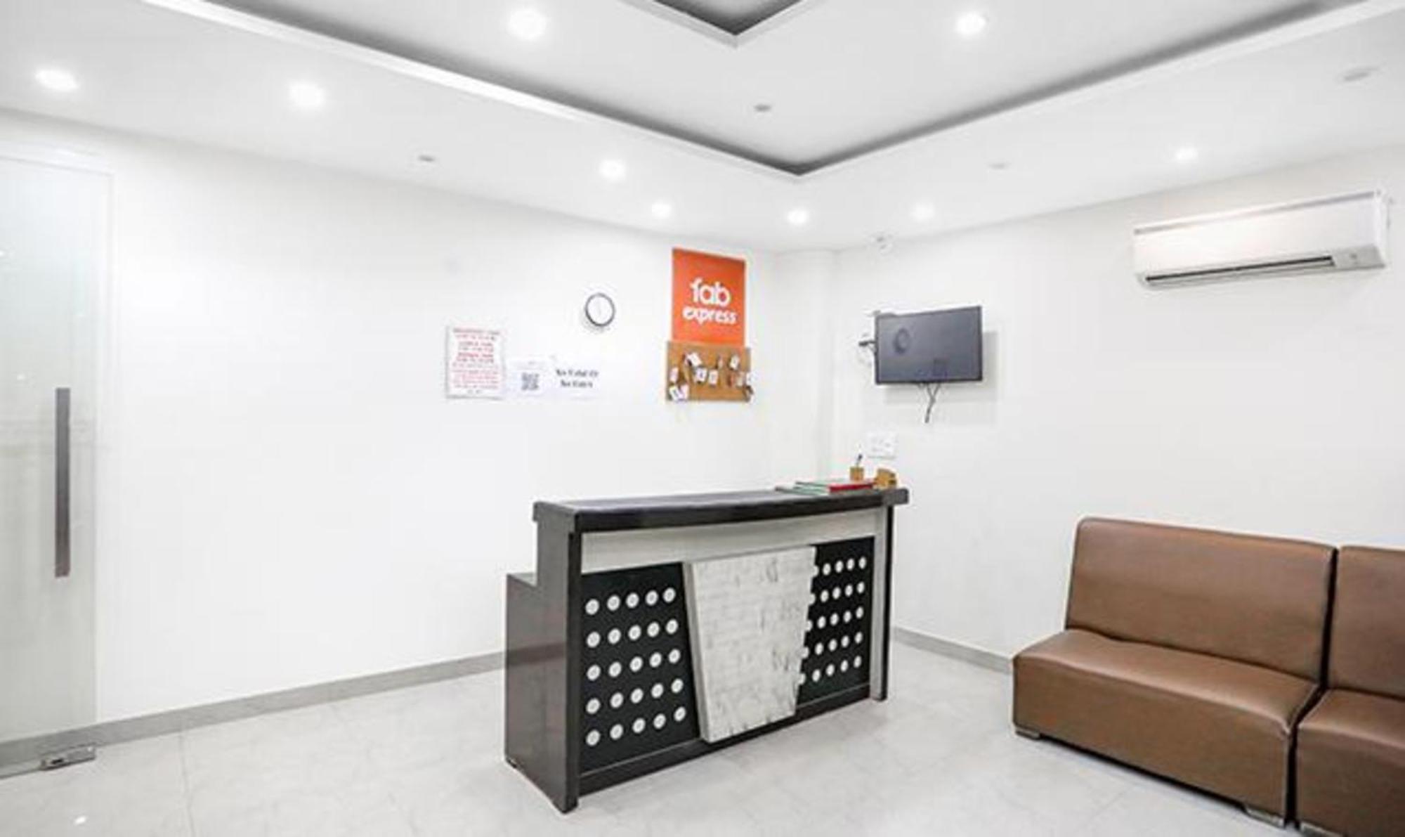 Fabhotel Royal Stay I Greater Noida Exterior photo